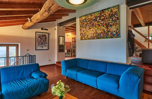 Cosy apartment in villa for 6 guests with WIFI, TV and patio