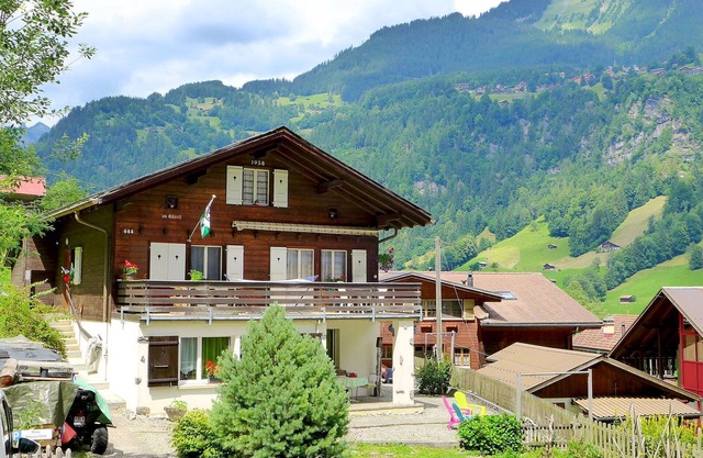 Cosy apartment for 4 people with WIFI and patio