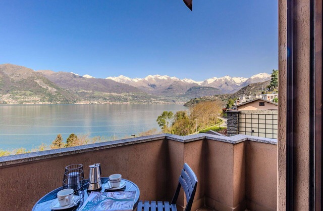 Cosy apartment for 4 guests with WIFI, TV, balcony and panoramic view