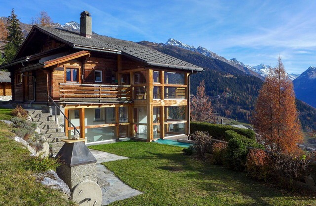 Cosy apartment for 4 people with WIFI and patio