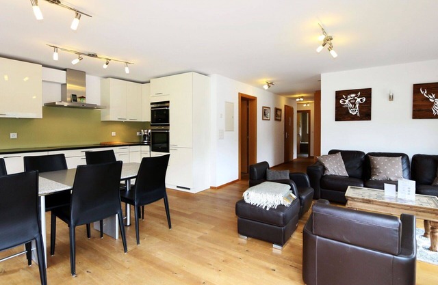 Cosy apartment for 6 guests with WIFI, TV, balcony and pets allowed