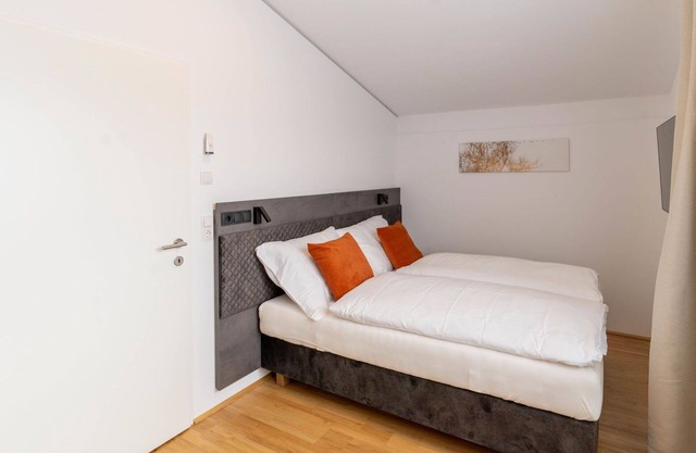 Cosy apartment for 6 guests with WIFI, TV and patio