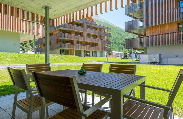 Cosy apartment for 7 guests with WIFI, TV, balcony and pets allowed