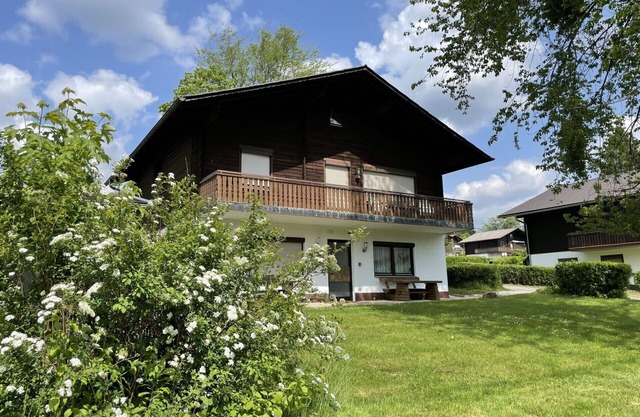 Cosy apartment for 2 people with WIFI, TV, terrace and parking