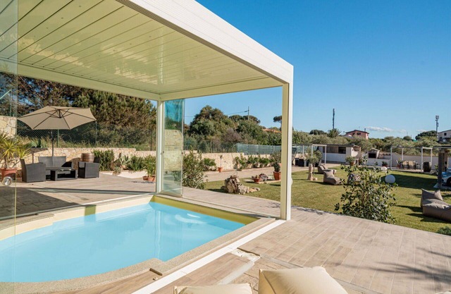 Cosy apartment in villa for 3 guests with A/C, pool, WIFI, TV and patio