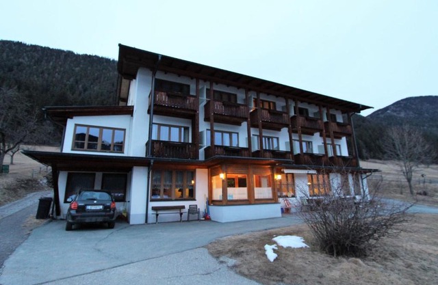 Cosy Apartment in Weissensee near Ski Lift