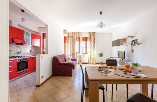 Cosy apartment for 5 people with WIFI, TV, terrace and panoramic view