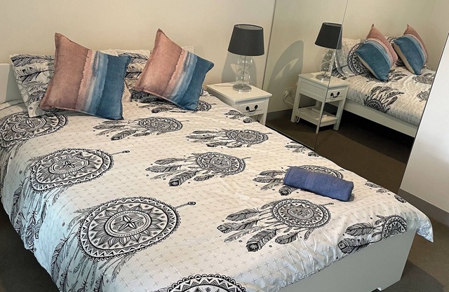 Cosy Apt. in Melbourne CBD with a Great City View