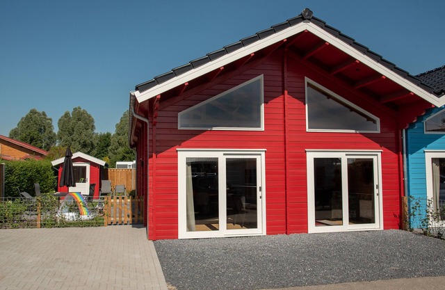 Cosy chalet 'Gerhard' in picturesque Sint-Annaland