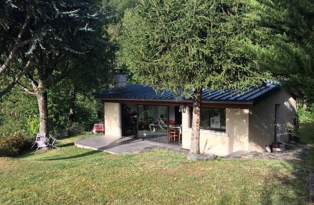Cosy chalet with breathtaking views of St Lary
