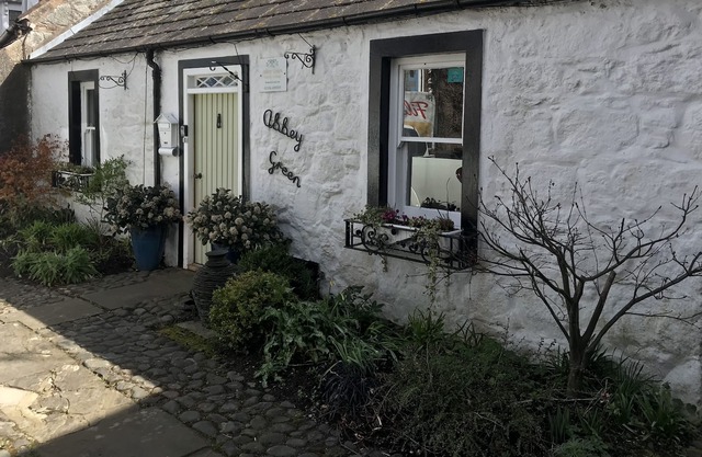 Cosy cottage in historic New Abbey village
