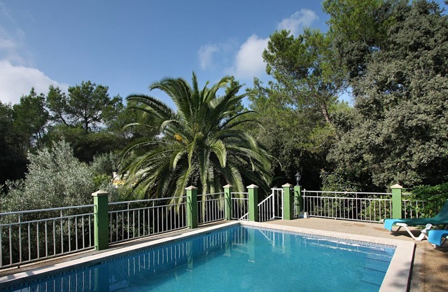 Cosy Family Villa With Pool & Garden