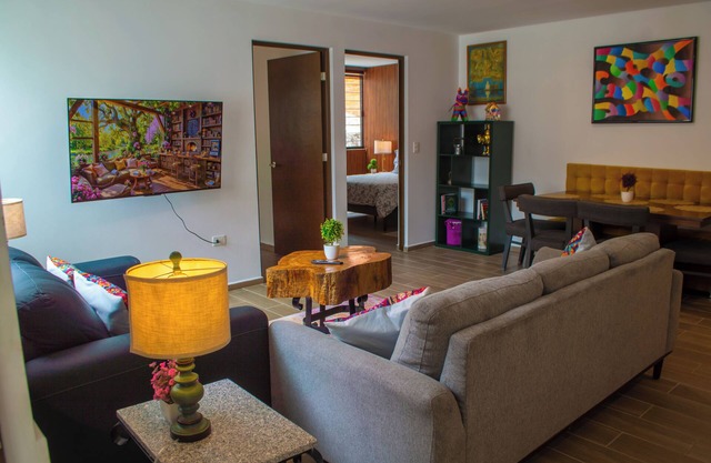 Cosy, modern, private and peaceful apartment with lovely terrace next to a park