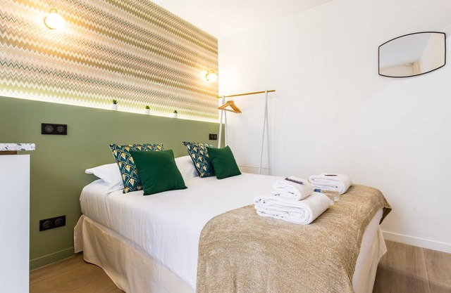 Cosy Studio - Tour Eiffel / Champs de Mars 15B