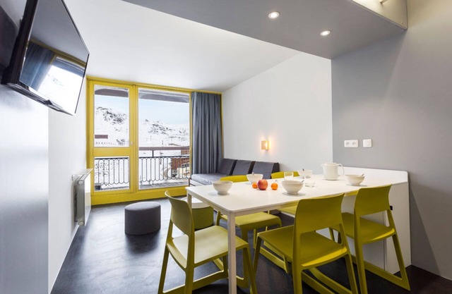 Cosy with balcony & Near the Slopes 1067
