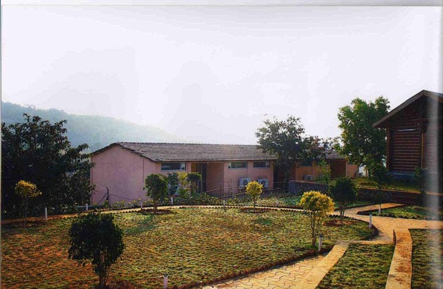 Cottage 2 & Swimming Pool Lonavala