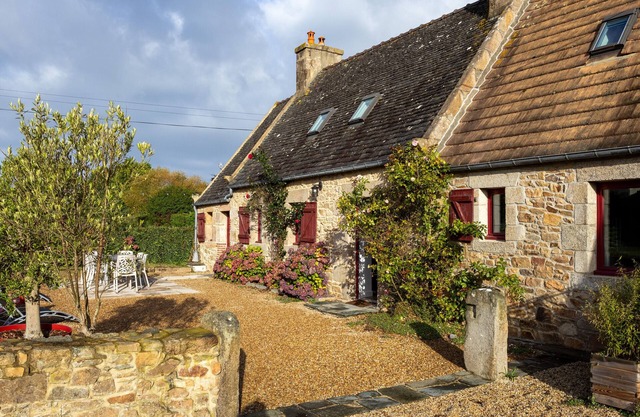 Cottage by the Sea – The Little Houses of Clarté