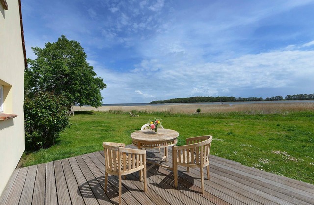 Cottage Remise for 6 persons with large terrace - Gut Grubnow Rügen