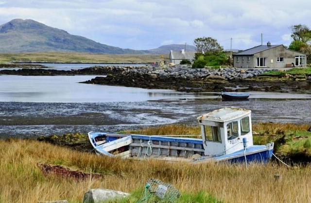 Cottage, Roundstone