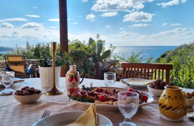 Cottage sul mare 3 - One Bedroom House, Sleeps 3