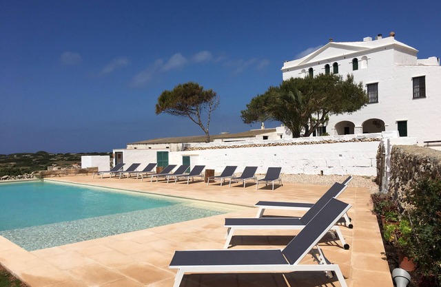 Cottage with pool and splendid views of the countryside and the sea