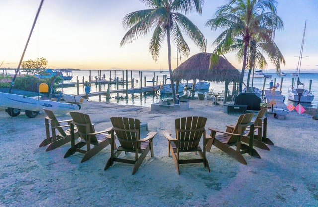 Cottage w/FREE Sailboat, Kayak, Bikes & More