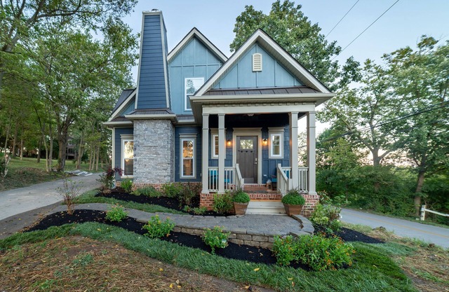 Country Cottage, 1 mile from Keeneland