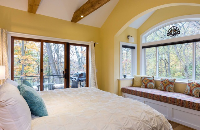 Country Elegance overlooking the Legendary Shenandoah River