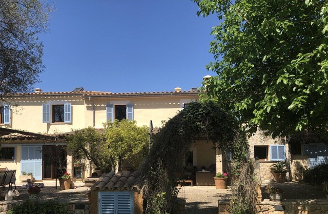 Country Finca With Wonderful Garden and Large Swimming Pool