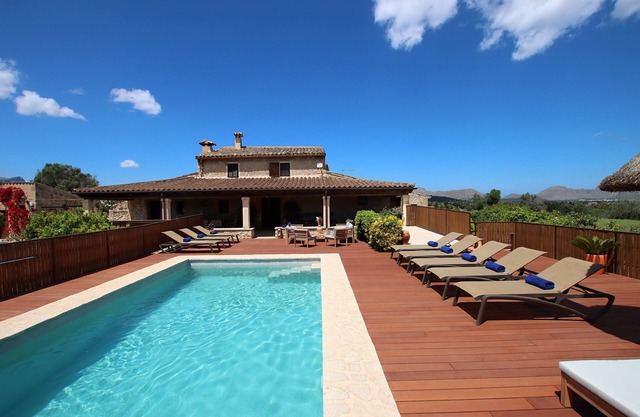 Country House 'Ca Sou' with Private Pool, Wi-Fi and Air Conditioning