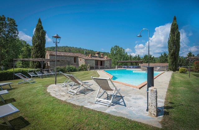Country House/Farm House in Badia Agnano with 12 bedrooms sleeps 25