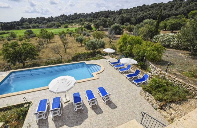 Country House in Spain with Pool & Mountain Views