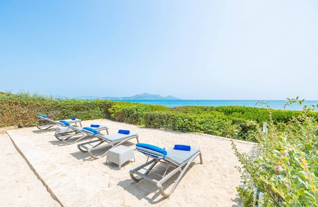 Country House 'Sa Platja' with Sea View, Wi-Fi and Air Conditioning