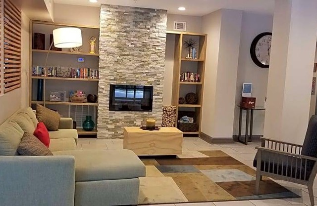 Country Inn & Suites by Radisson, Canton, GA