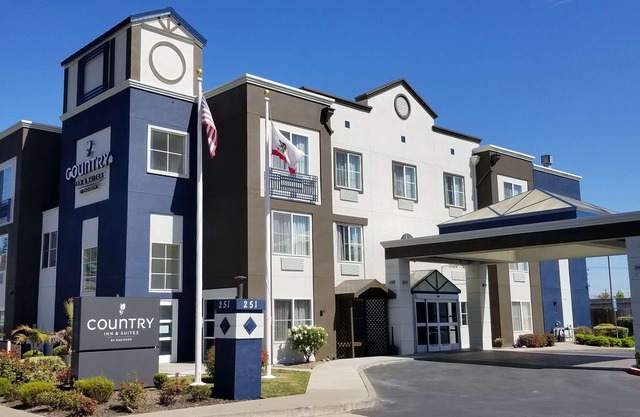 Country Inn & Suites by Radisson, San Carlos, CA