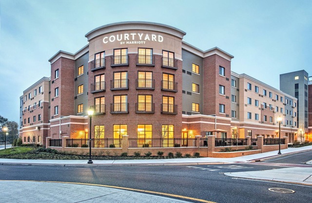 Courtyard Glassboro Rowan University