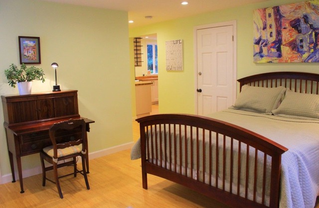 Cow Hollow Studio