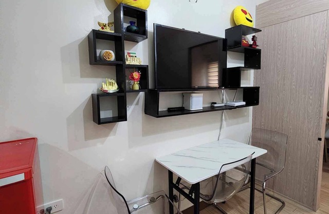 Cozy 1-Bedroom in Trees with Netflix, WiFi, Mini Speaker Karaoke with dual Mic