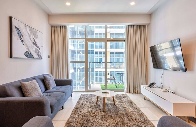 Cozy 2-bedroom apartment in enjoyable Nairobi with fitness room, WiFi 601