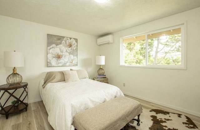 Cozy 2-bedroom townhome in charming Eugene with pool area.