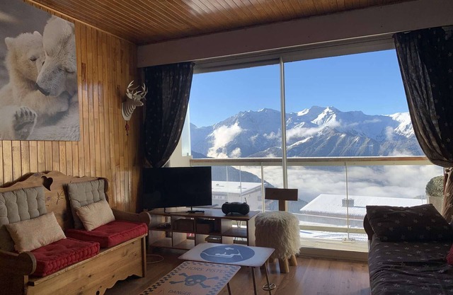 Cozy 2-Room Apartment for 6 - Balcony, Pet-Friendly, Near Lifts - Alpe d'Huez