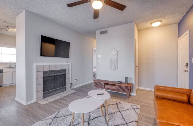 Cozy 2BD Apt | Austin Texas