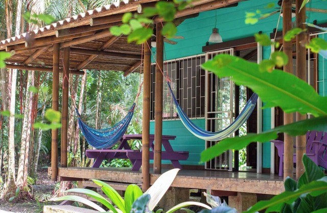 Cozy 2BR House - Near Manzanillo Beach