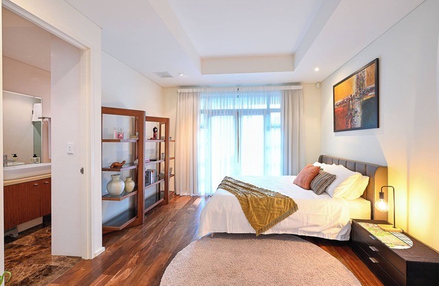 Cozy 3-bedroom house with Wifi/AC and only mins from cafes and perth cbd.