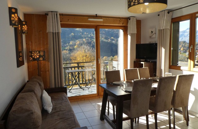 Cozy 3-Room Apartment for 6 in Quiet Area with Pool and Garage in Saint-Gervais-les-Bains