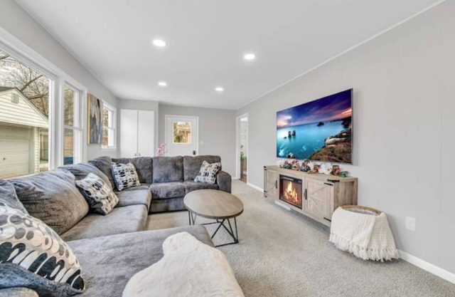 Cozy 3BD RM Patio Beaumont DT Royal Oak Zoo