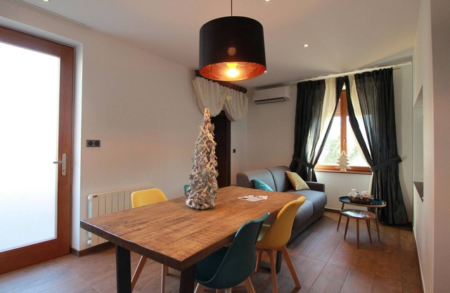 Cozy Alsace Retreat: 2BR, Sauna, Pool Access, Near Vineyards & Colmar