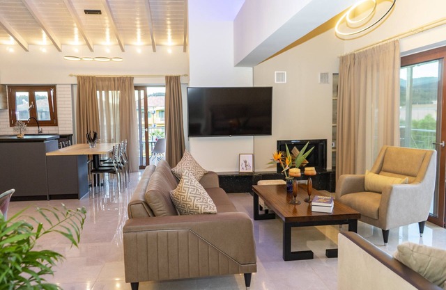 Cozy Aparrment 5 min from the Nidri beach
