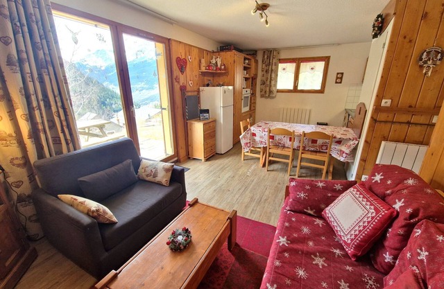 Cozy apartment 4/6 guests Valfréjus, near slopes and center