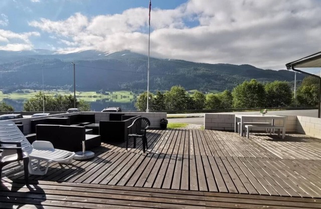 Cozy apartment at Oppheim, Voss. Access to a lovely indoor pool!